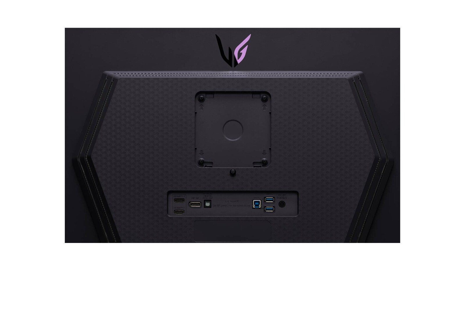 LG 27GS95QE-B — Ports close-up